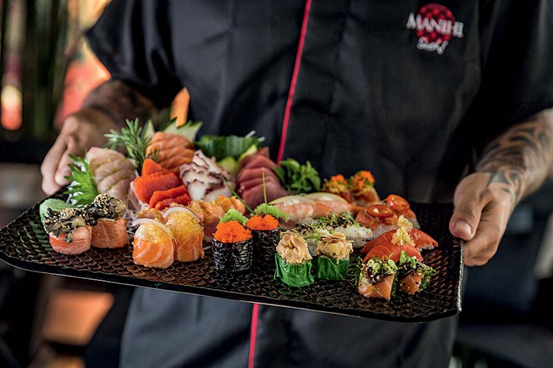 Sushis e sashimis da casa: seleção caprichada Sushis e sashimis da casa: seleção caprichada