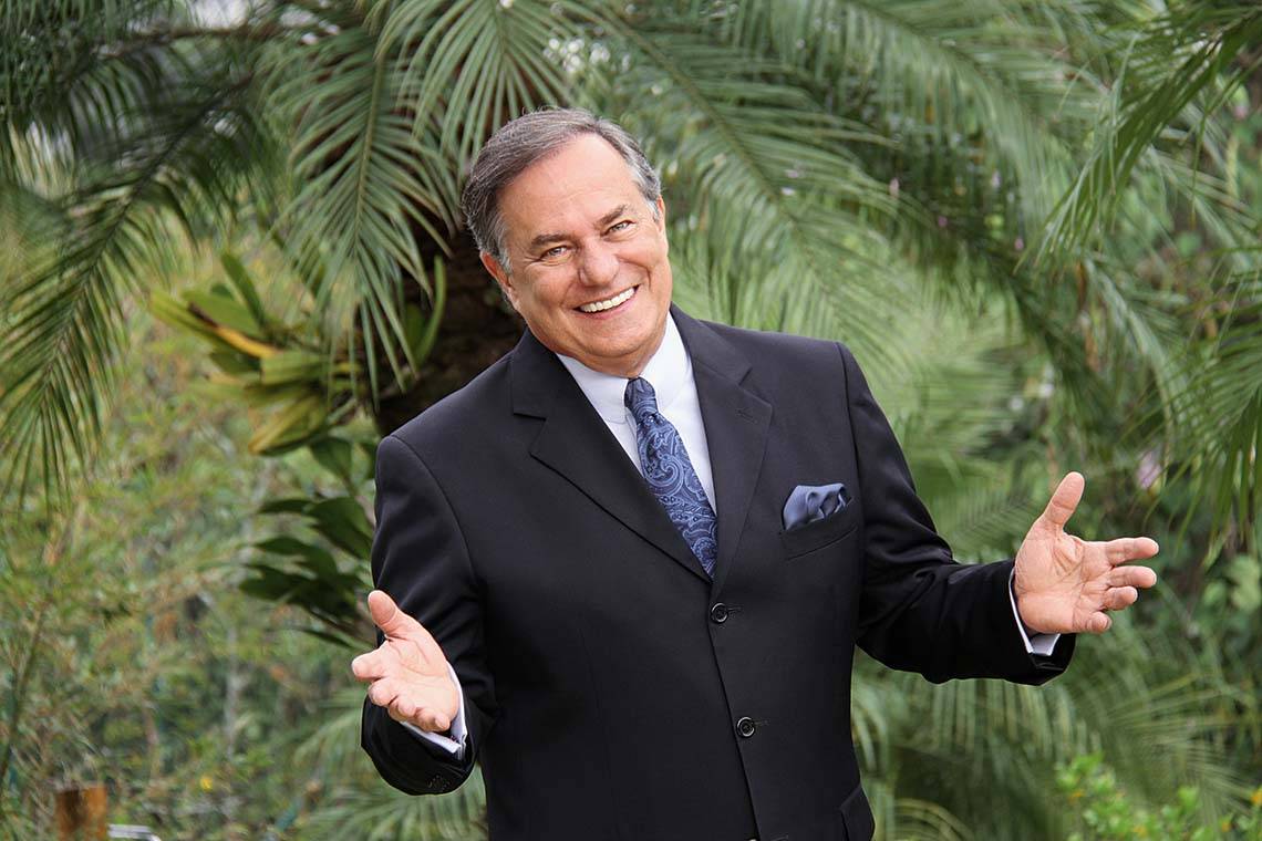 Ronnie Von retoma carreira de cantor após hiato de vinte anos