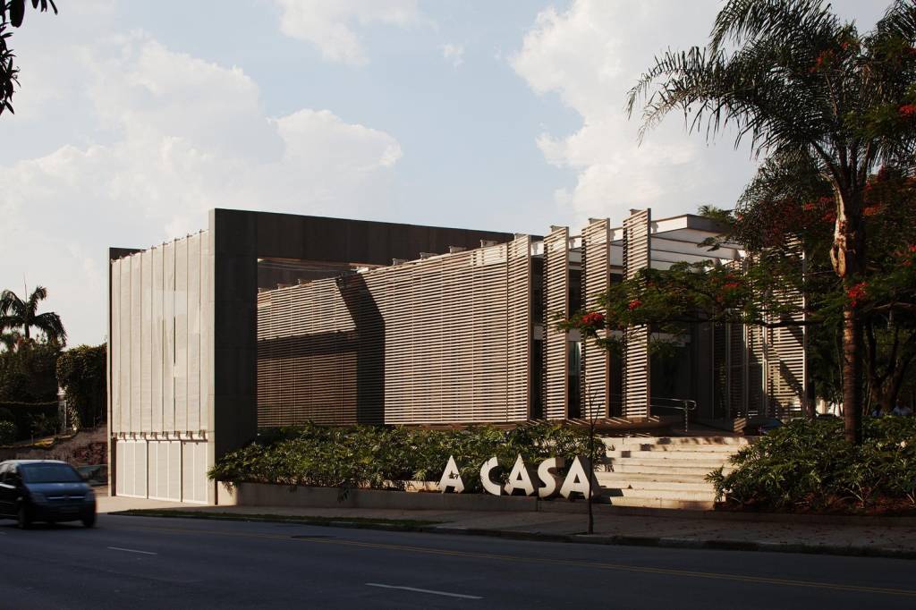 Feira de designer reúne novos nomes do mercado