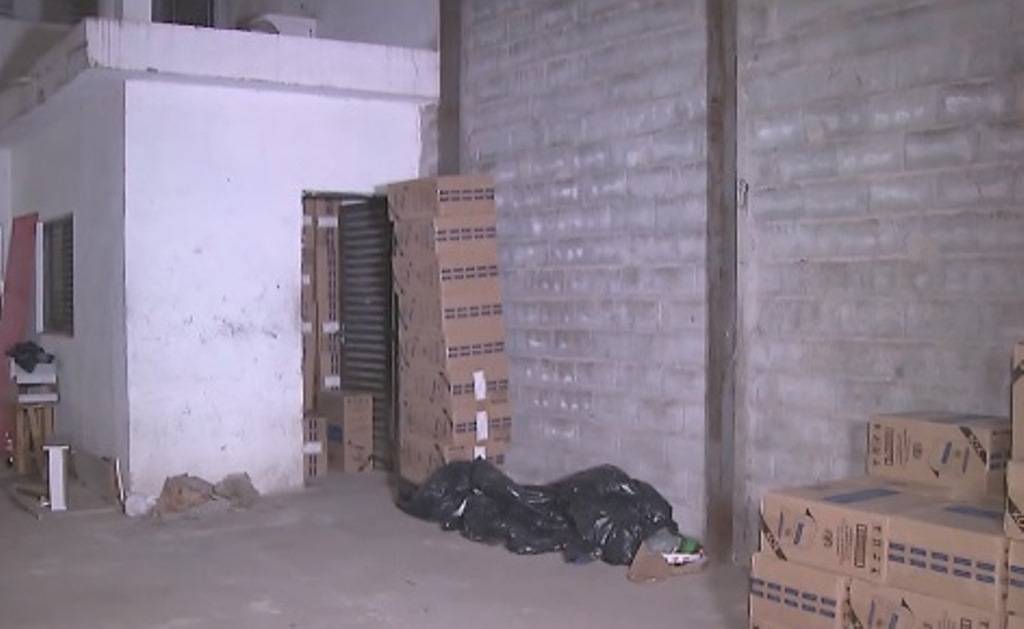 PM apreende mais de 600 000 maços de cigarros contrabandeados