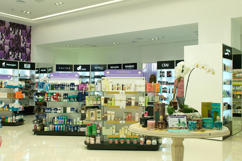 Drogaria Iguatemi expande loja-conceito