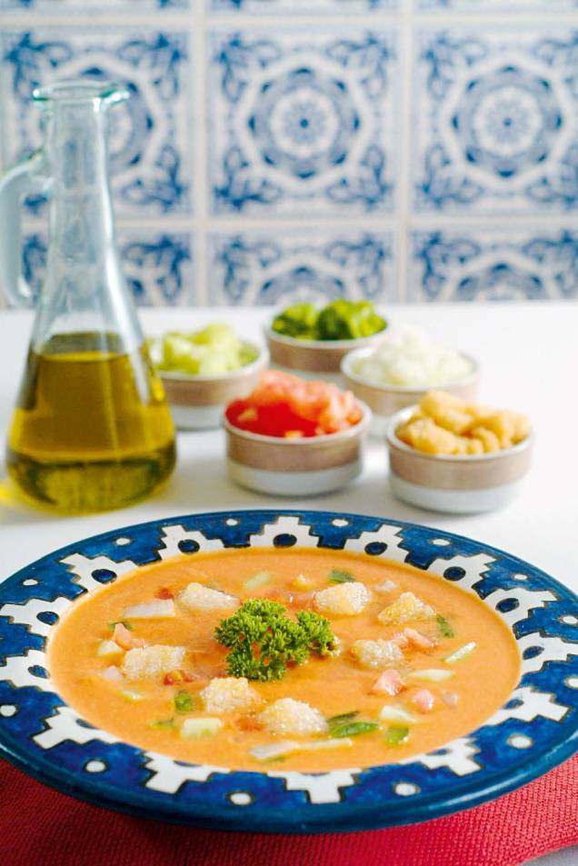 O gaspacho, tradicional receita ibérica O gaspacho, tradicional receita ibérica
