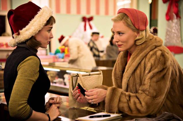 Rooney Mara e Cate Blanchett no filme "Carol", de Todd Haynes. Rooney Mara e Cate Blanchett no filme "Carol", de Todd Haynes.