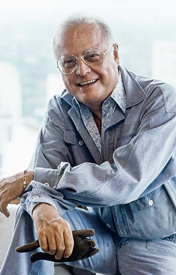 Aparício Basílio da Silva, dono da Rastro, indústria de Perfumaria.