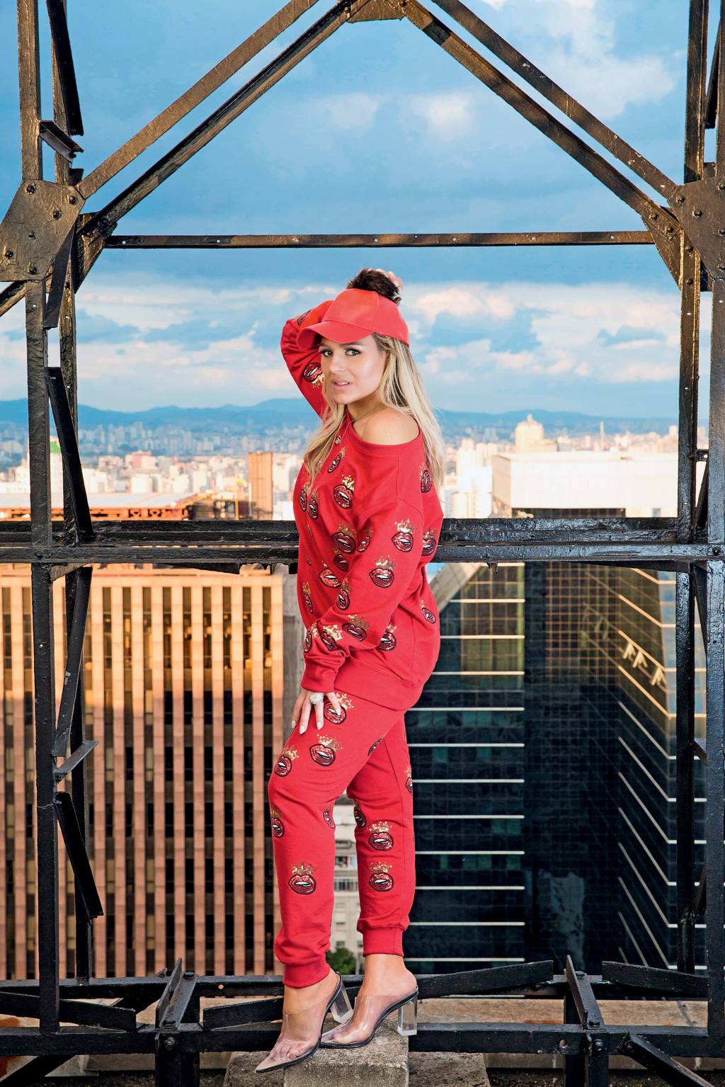 Herdeira de império, Andressa Salomone sonha com sucesso na moda