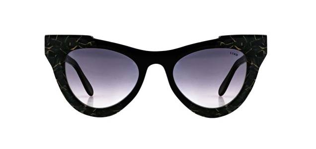 Óculos vintage de acetato italiano, R$ 499,00 o par. Livo. Óculos vintage de acetato italiano, R$ 499,00 o par. Livo.