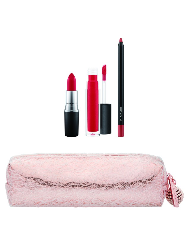 Pretty Polished Lip Bag em Red,&nbsp;229 reais