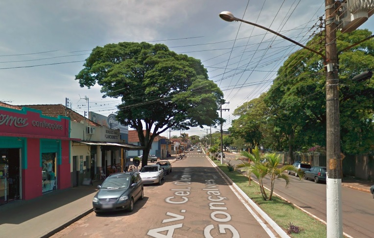 Sobrinho de prefeito usa carro oficial e viaja 350 quilômetros