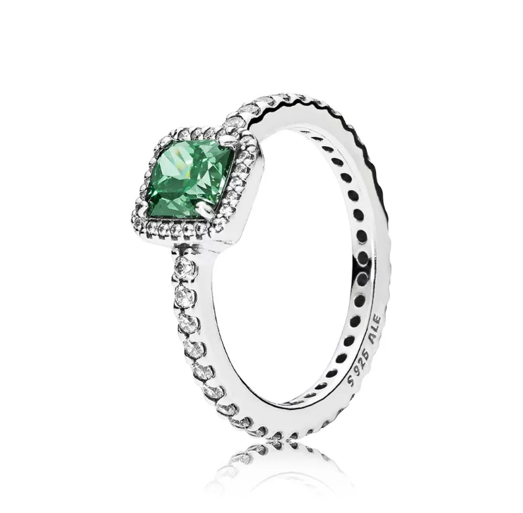 &bull;	Anel de zirc&ocirc;nias, modelo Beleza Eterna Verde, Pandora. R$265,00. Uma sugest&atilde;o de CLAUDIA. Pre&ccedil;o pesquisado em novembro/2017. Dispon&iacute;vel aqui: https://www.pandorajoias.com.br