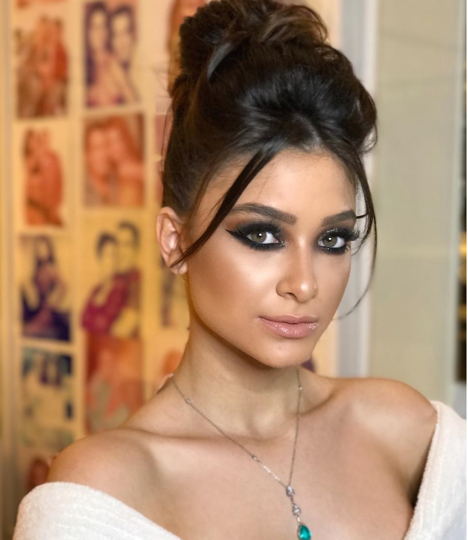 Confira opções de penteados para as festas de fim de ano