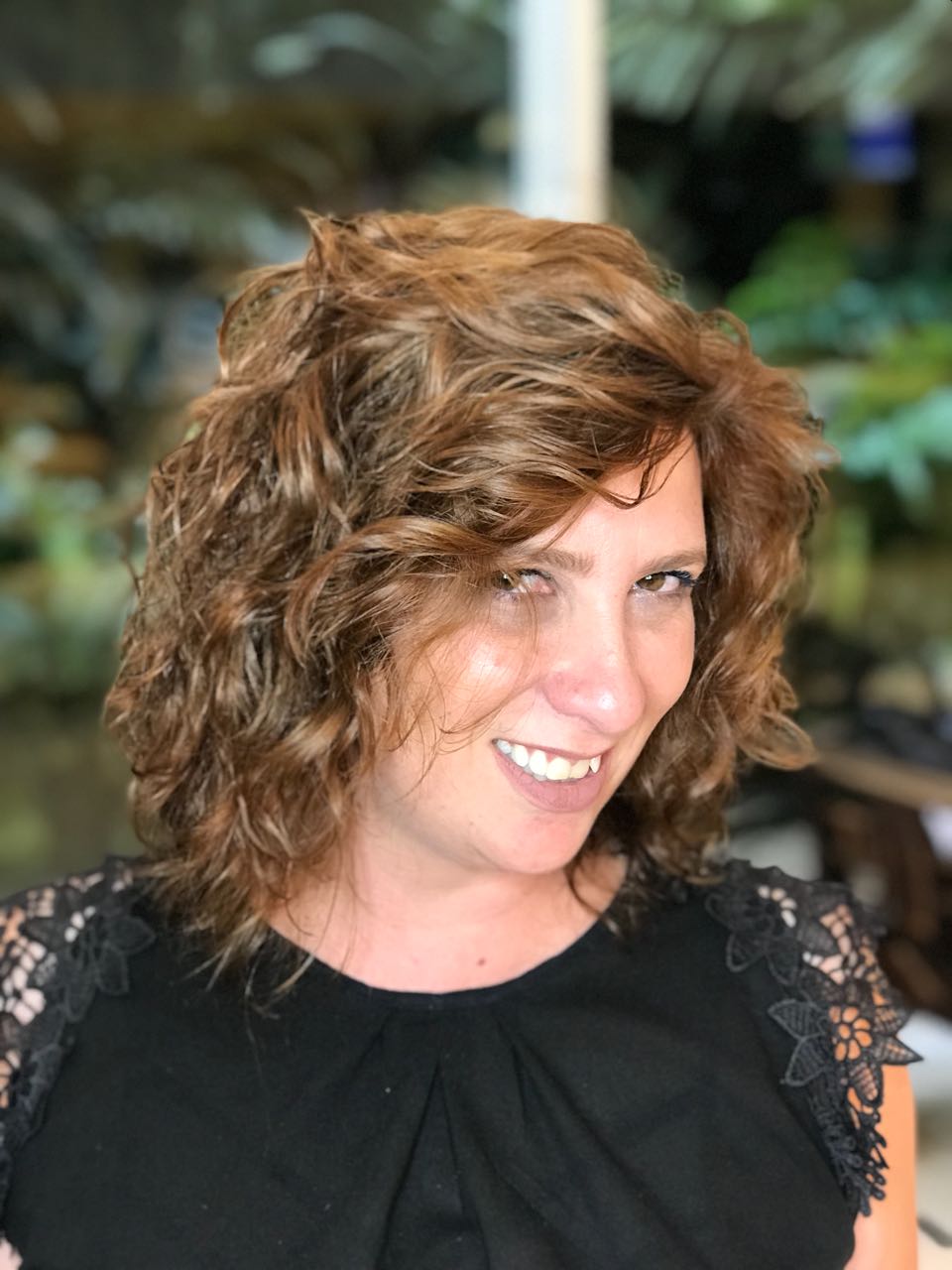 Confira truques para um cabelo cacheado de sucesso