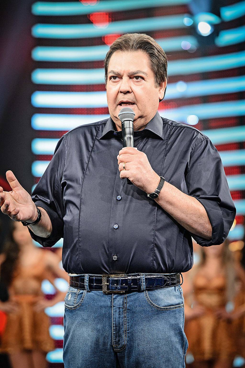 Faustão compra cobertura de três andares por valor milionário