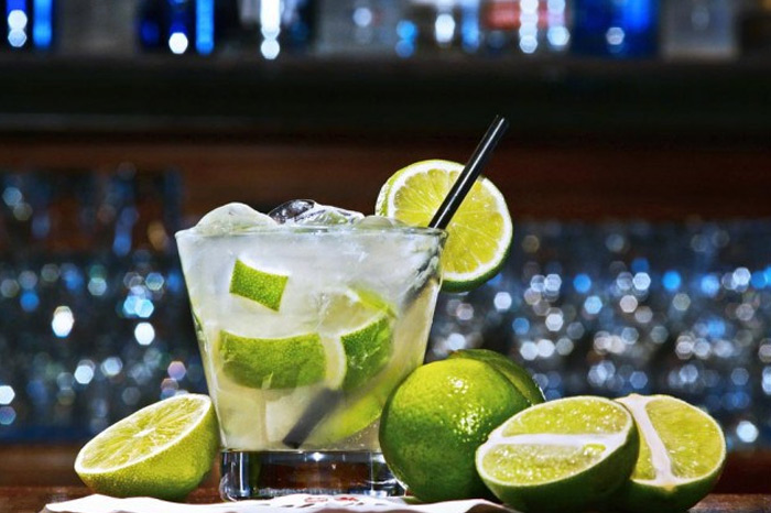 A caipirinha faz 100 anos