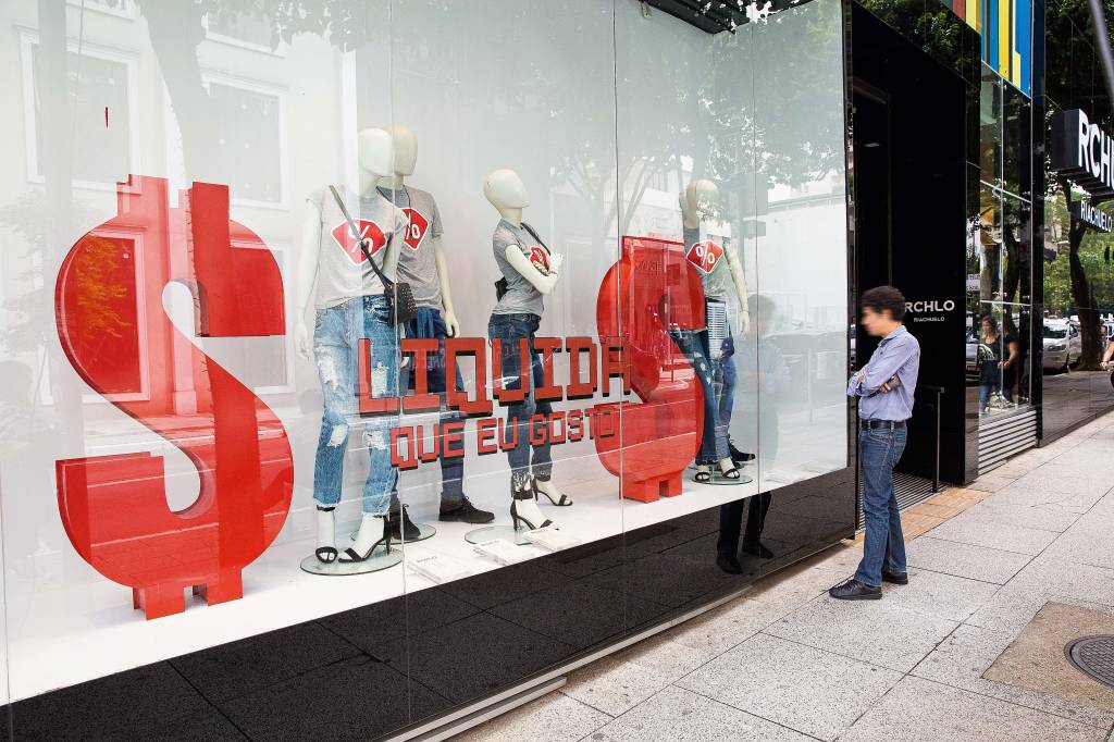 Pechinchas de janeiro: marcas e lojas dão descontos de até 70%