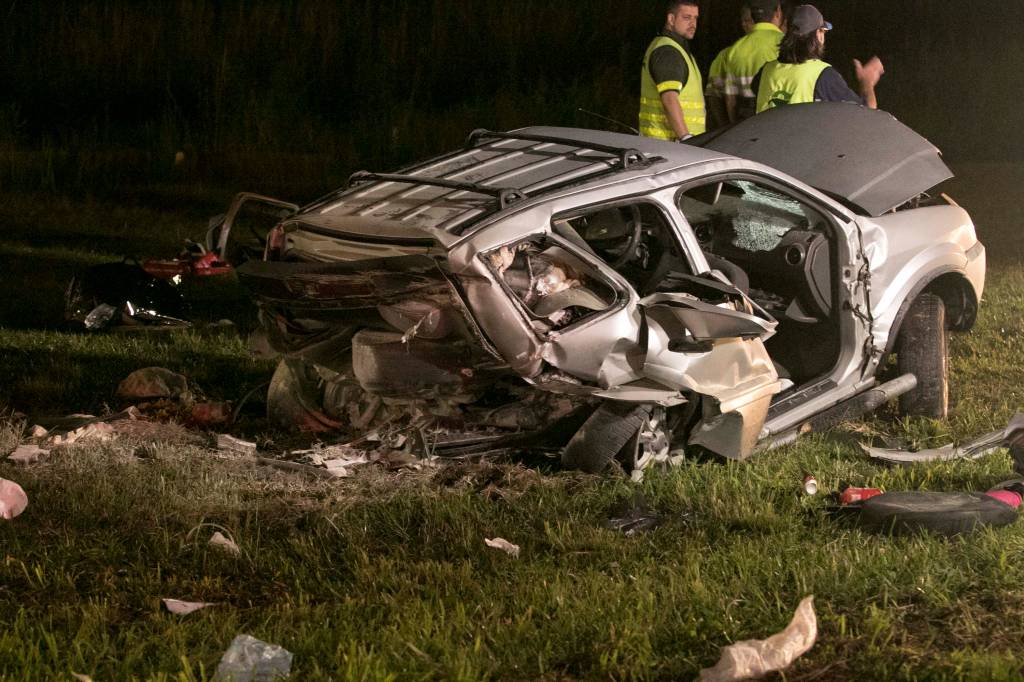 Acidente na Rodovia dos Imigrantes deixa dois mortos
