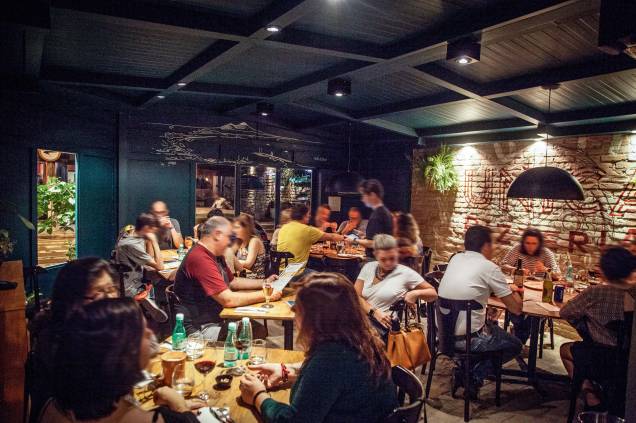 Salão movimentado da Unica Pizzeria Salão movimentado da Unica Pizzeria