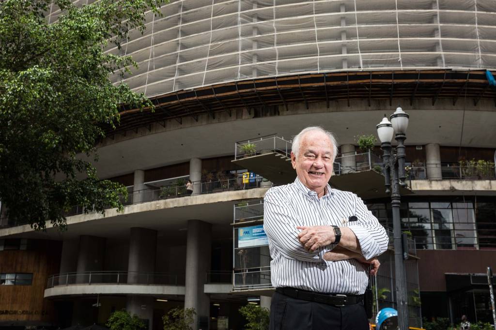 Síndicos de prédios tombados querem alterar lei de preservação histórica