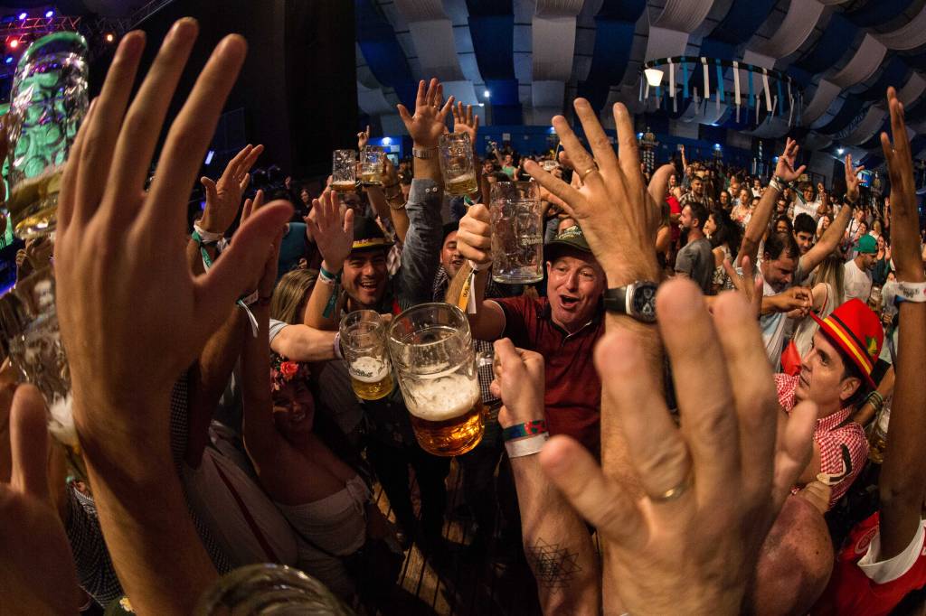São Paulo Oktoberfest é adiada e organizadores divulgam nova data