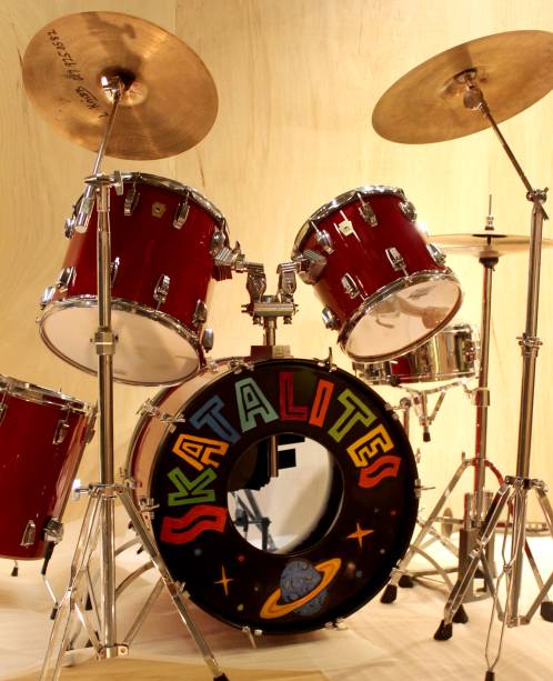 Bateria Evans, utilizada por Lloyd Knibb (1931-2011), da banda The Skatalites