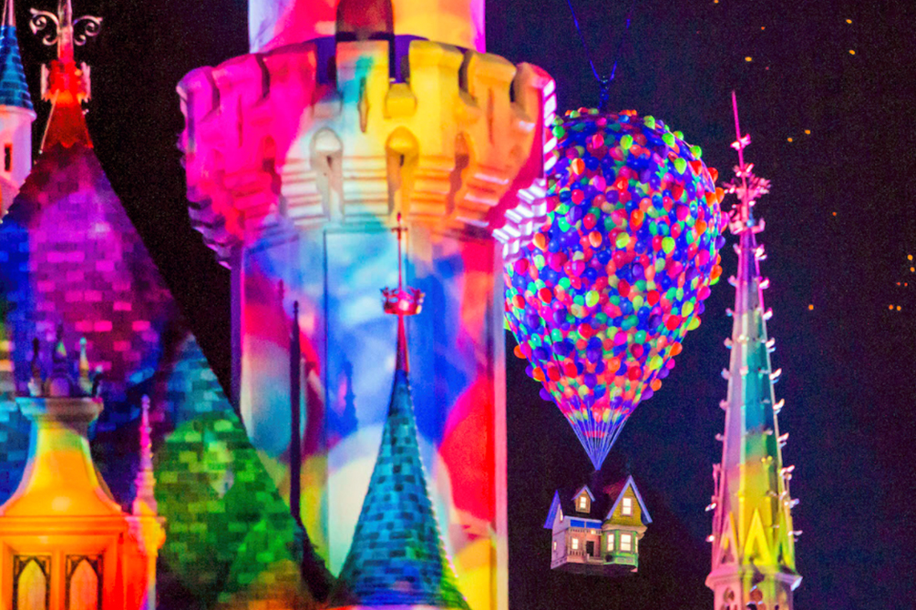 show-noturno-disney-pixar-disneyland-01