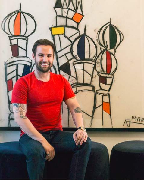 Marcos Amaro investe 1 milhão de dólares em obras de arte