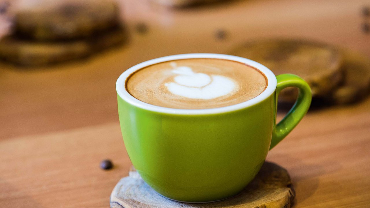 Cappuccino da cafeteria Um Coffee Co., no Bom Retiro.