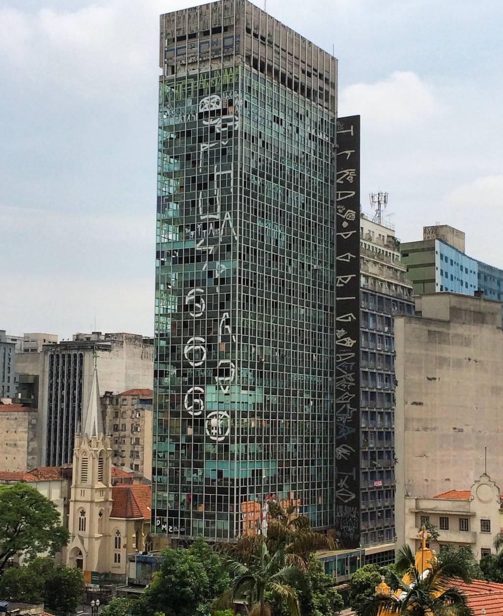 Cruz Vermelha já recebeu mais de 5 toneladas de doações a vítimas de incêndio