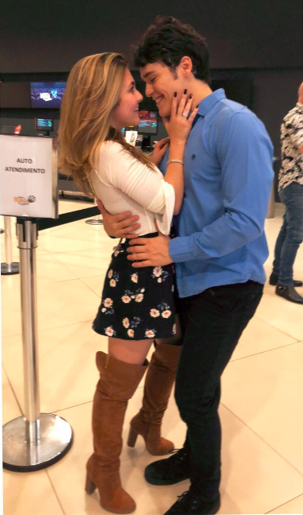 klara-castanho-polemica-04