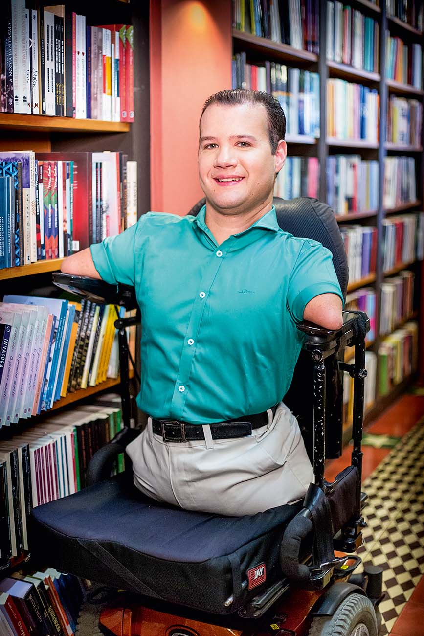 Com doença rara, palestrante abre evento de ‘papa do coaching’