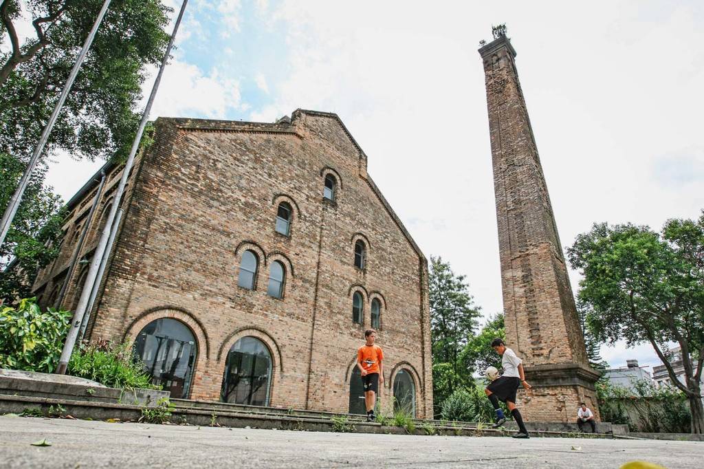 Casa das Retortas, de 1870, no Parque D. Pedro:projeto de museu parado e sem uso h&aacute; doze anos