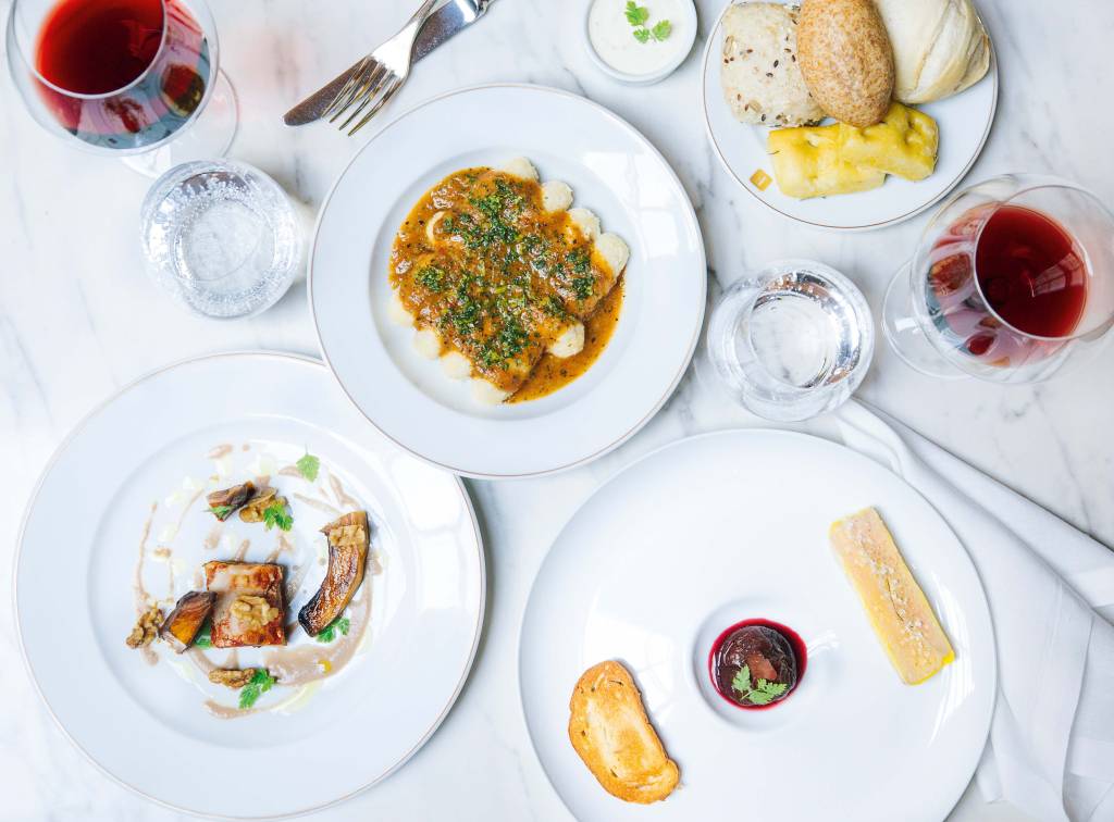 Pratos do Fasano: eleito pela vigésima vez o melhor italiano pelo guia COMER & BEBER Pratos do Fasano: eleito pela vigésima vez o melhor italiano pelo guia COMER & BEBER