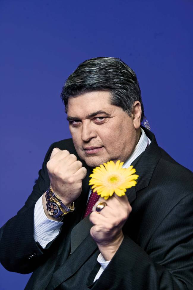 José Luiz Datena, apresentador de TV. José Luiz Datena, apresentador de TV.