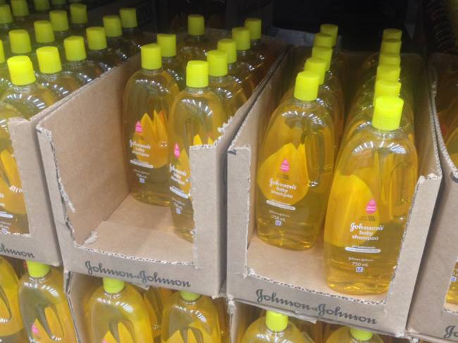 Sams Club Xampu Johnson Clássico, com 750 ml R$ 17,97 Sams Club Xampu Johnson Clássico, com 750 ml R$ 17,97