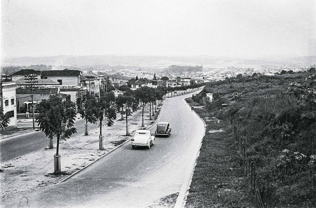 Avenida Rebouças, no sentido centro-bairro, fotografia de Benedito Junqueira Dua.jpg Avenida Rebouças, no sentido centro-bairro, fotografia de Benedito Junqueira Dua.jpg