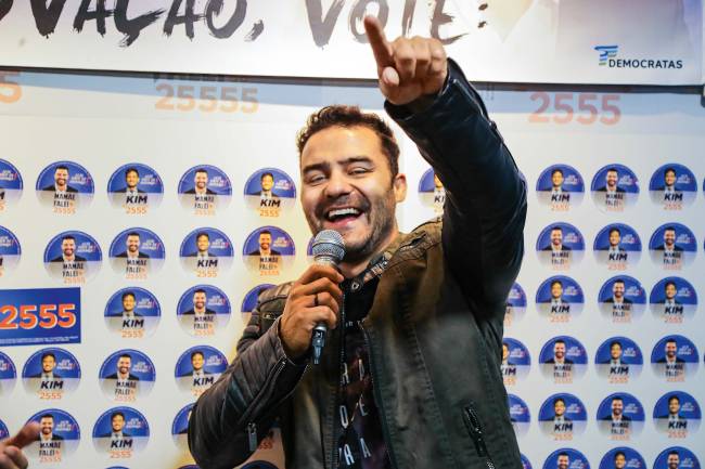 Arthur Mamãe Falei (DEM) Faz barulho