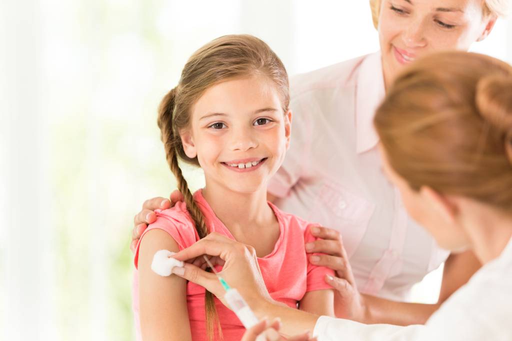 É hora de vencer os tabus da vacinação contra HPV