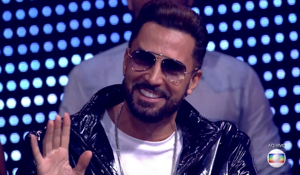 Latino provocou polêmica com um comentário para Renata Capucci