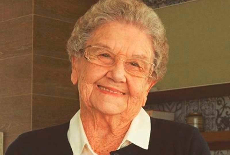 Palmirinha volta a ser internada em São Paulo