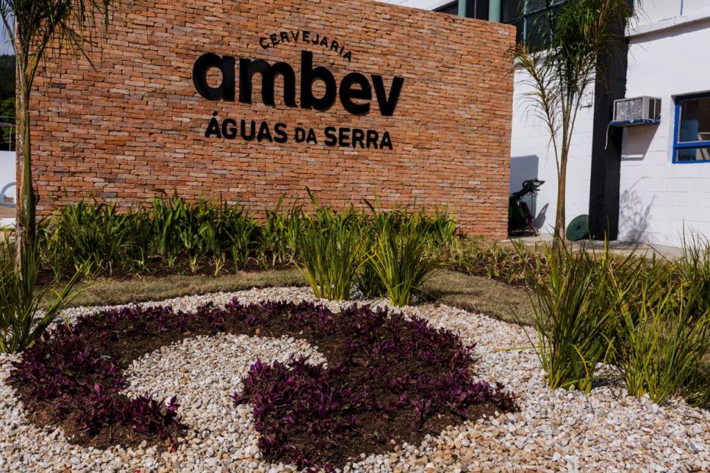 Cervejaria da Ambev em Guarulhos abre para visitas gratuitas