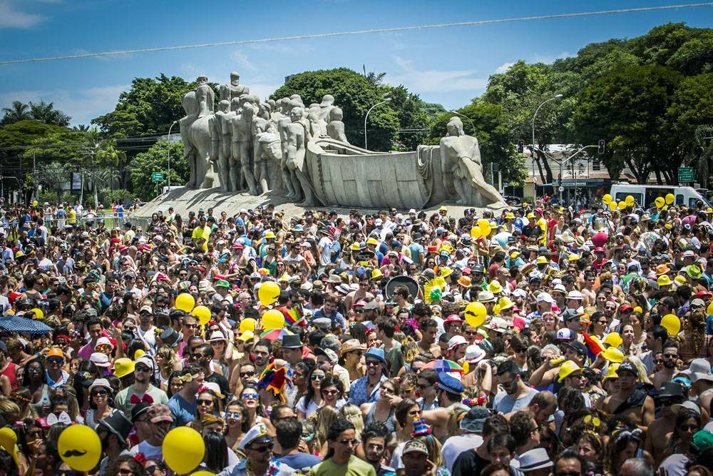 Guia completo com todos os blocos de rua no Carnaval 2019