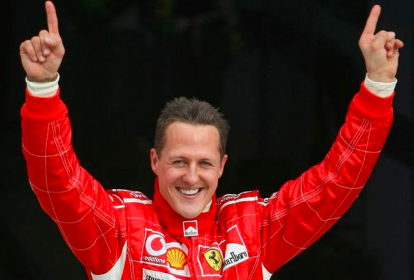 Schumacher comemorando