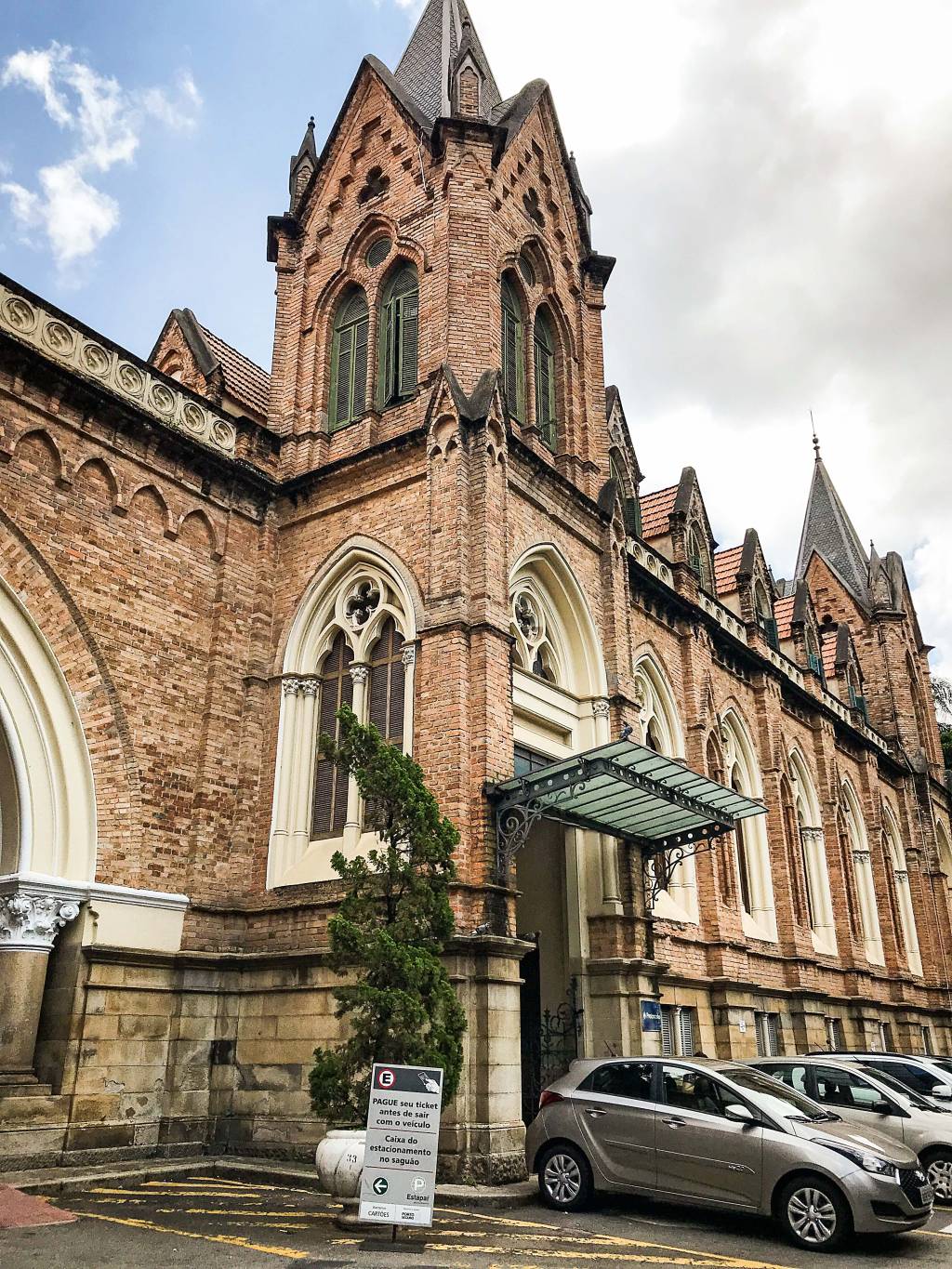 A exuberante arquitetura da Santa Casa