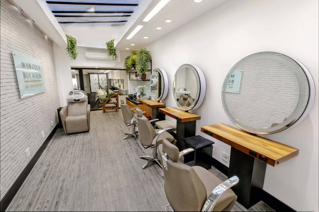 Novo spa para cabelos traz fórmulas personalizadas aos clientes