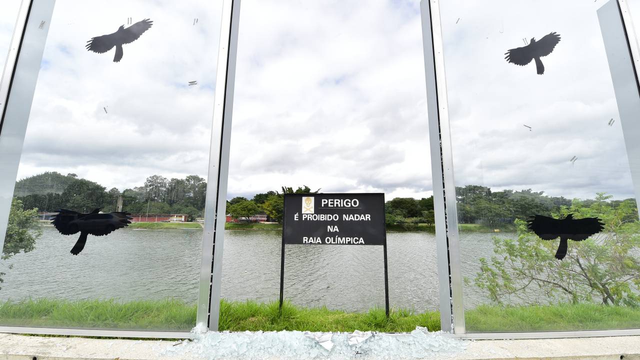 Muro da Raia Olímpica da USP