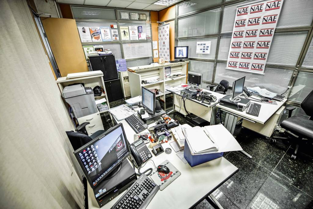 Assembleia encontra “solução” para o NAE, órgão supérfluo da Casa