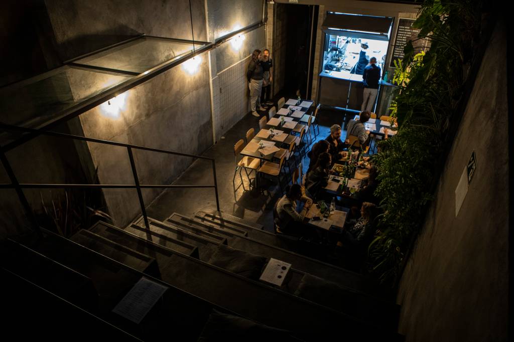 Caracol pede ajuda da clientela para não fechar