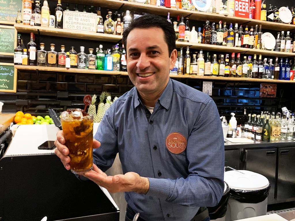 Concorrido, Esquina do Souza completa 1 ano com caipirinha especial