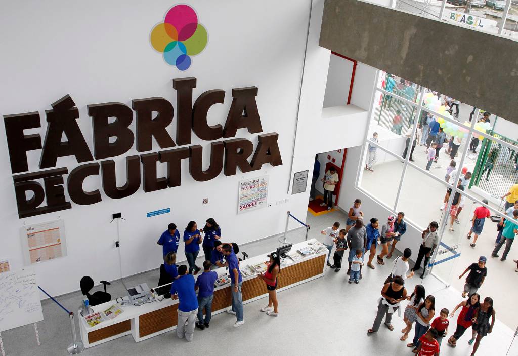 Fábricas de Cultura 2026: veja como se inscrever cursos grátis