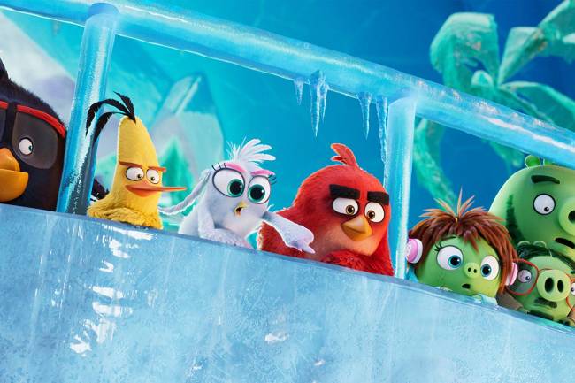Angry Birds 2 – O Filme A imagem mostra uma fileira de aves da animação Angry Birds