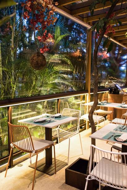 Varanda: espaço agradável para saborear excelentes receitas Varanda: espaço agradável para saborear excelentes receitas